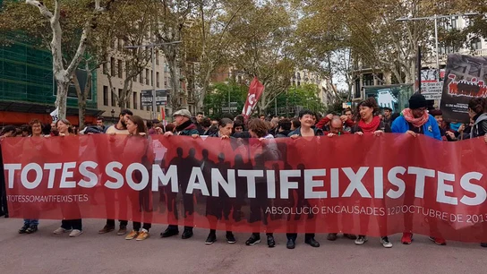 Imagen de archivo de una concentración de apoyo a los seis encausados Imagen de archivo de una concentración de apoyo a los seis encausados