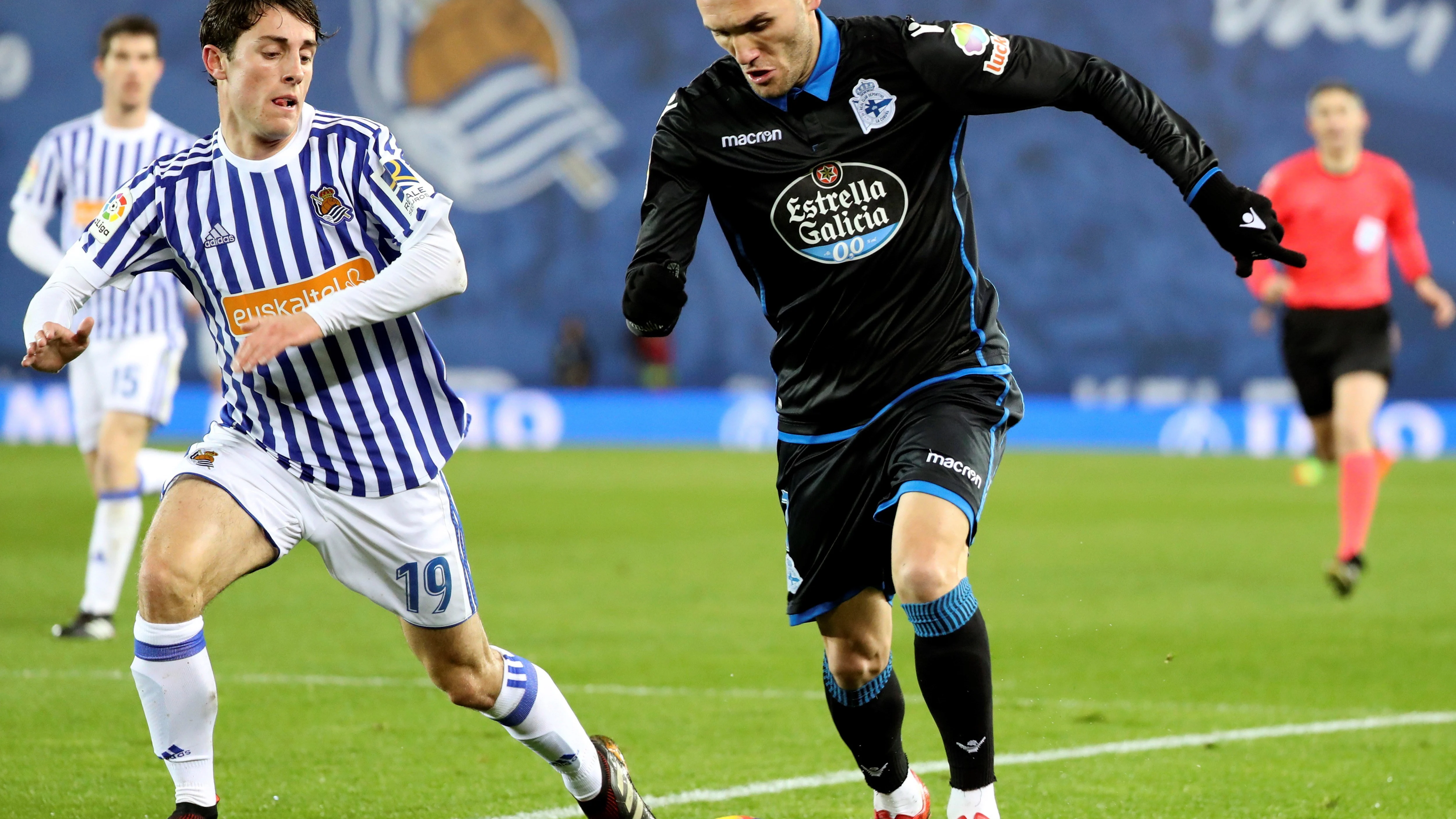 Lucas Pérez, durante el partido contra la Real Sociedad