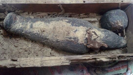 Ata&uacute;d encontrado al sur de las pir&aacute;mides de Guiza