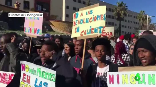 Marcha en Ceuta en recuerdo a las víctimas del Tarajal y contra las devoluciones en caliente Marcha en Ceuta en recuerdo a las víctimas del Tarajal y contra las devoluciones en caliente