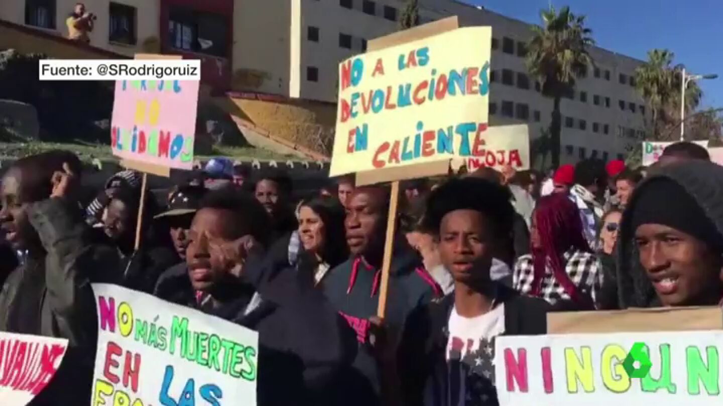 Marcha en Ceuta en recuerdo a las v&iacute;ctimas del Tarajal y contra las devoluciones en caliente