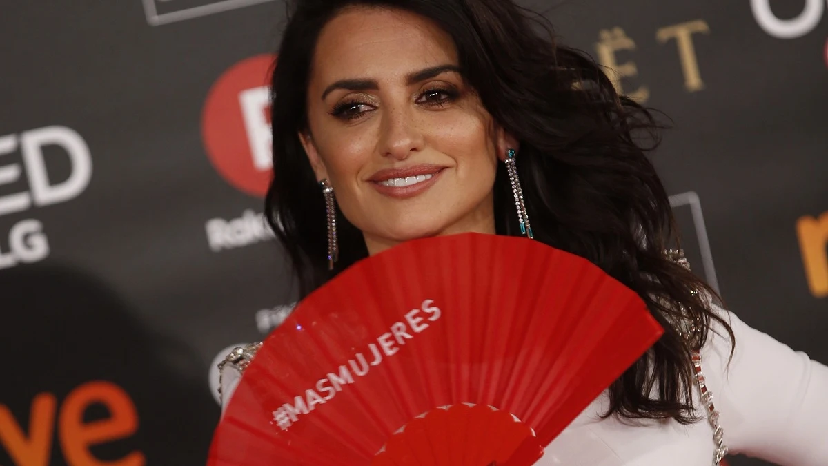  La actriz Penélope Cruz a su llegada a la ceremonia de entrega de la 32 Edición de los Premios Goya