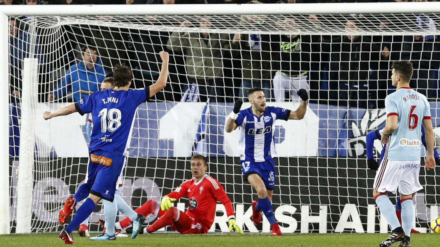 Pedraza celebra un gol
