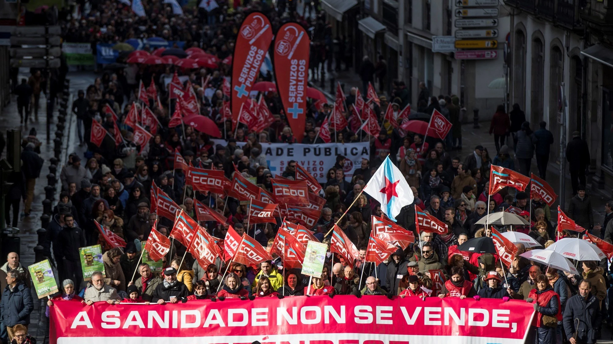 Manifestación convocada por distintas plataformas en defensa de la sanidad pública