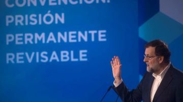 El presidente del Gobierno, Mariano Rajoy, interviene en la Convención Nacional del PP sobre la prisión permanente revisable 