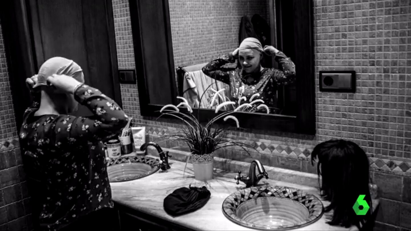 Las diferentes caras del c&aacute;ncer de mama en la exposici&oacute;n fotogr&aacute;fica de Manu Brabo