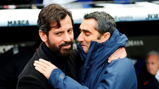 Valverde saluda a Quique Sánchez Flores Valverde saluda a Quique Sánchez Flores
