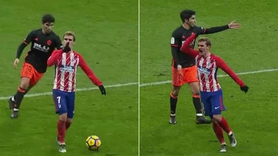 Griezmann manda callar a la grada del Wanda Griezmann manda callar a la grada del Wanda