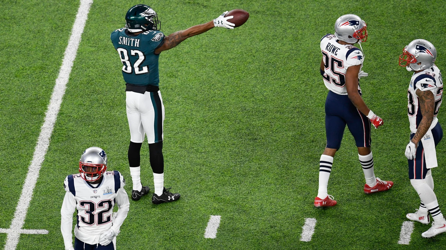 Los Eagles dan la sorpresa y ganan la Super Bowl ante los Patriots Los Eagles dan la sorpresa y ganan la Super Bowl ante los Patriots