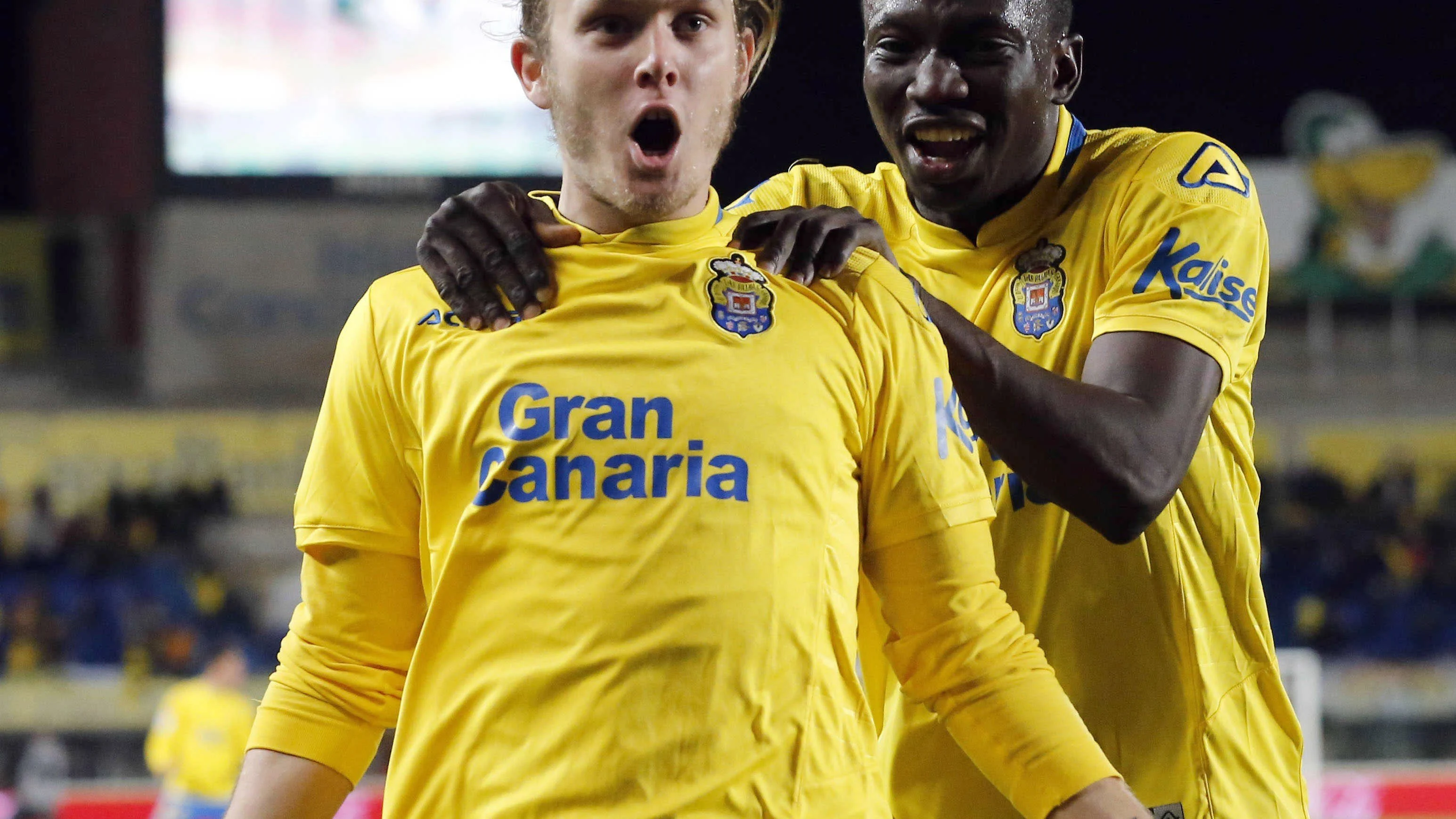 Halilovic celebra su gol con Las Palmas