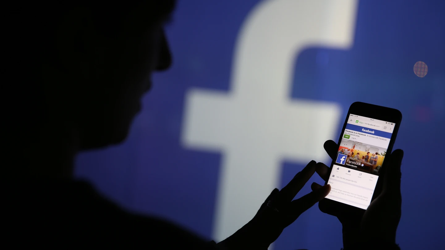 Facebook Facebook