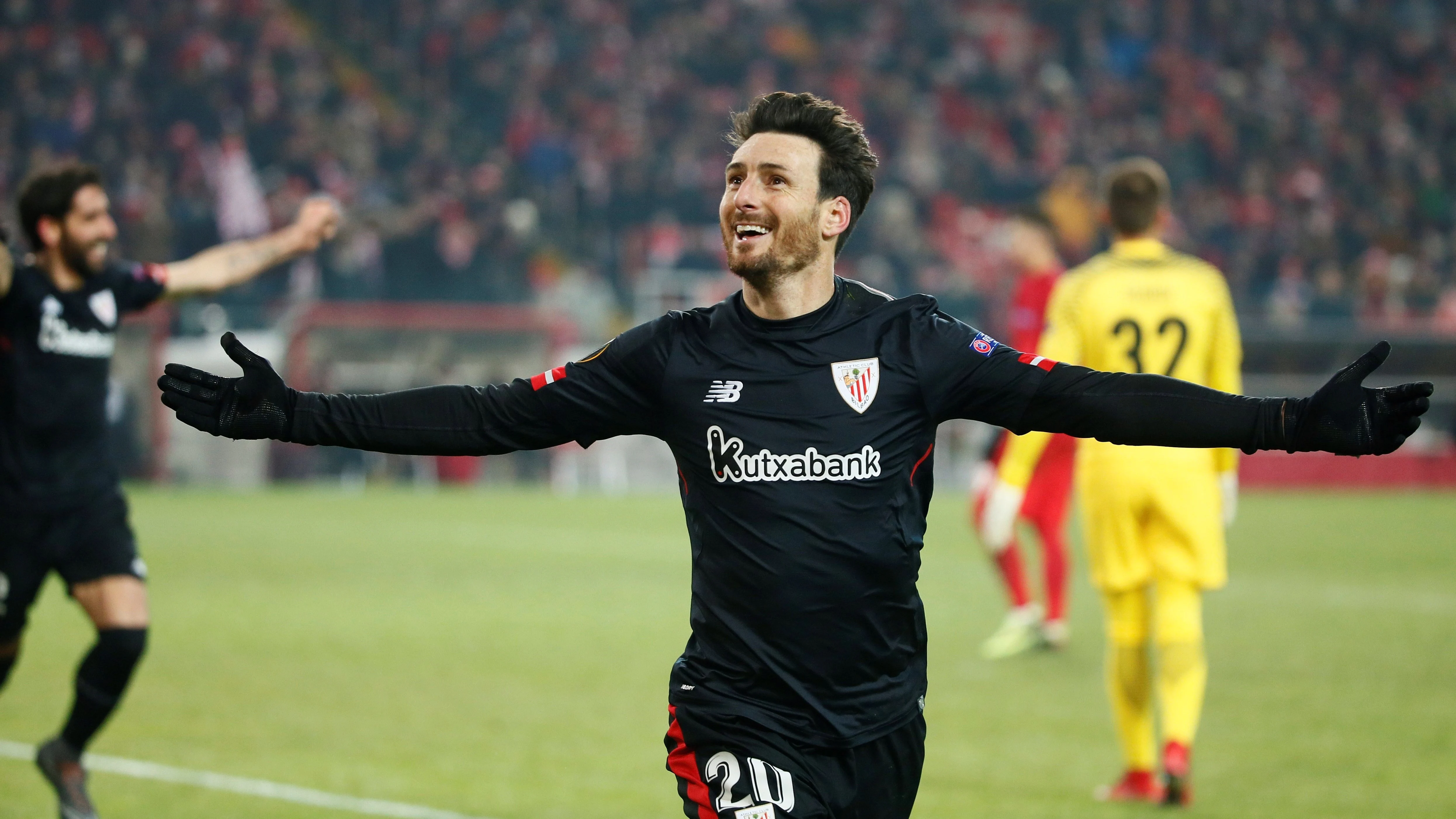 Aduriz celebra un gol ante el Spartak de Moscú