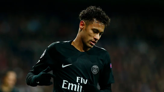 Neymar, cabizbajo en un partido del PSG Neymar, cabizbajo en un partido del PSG