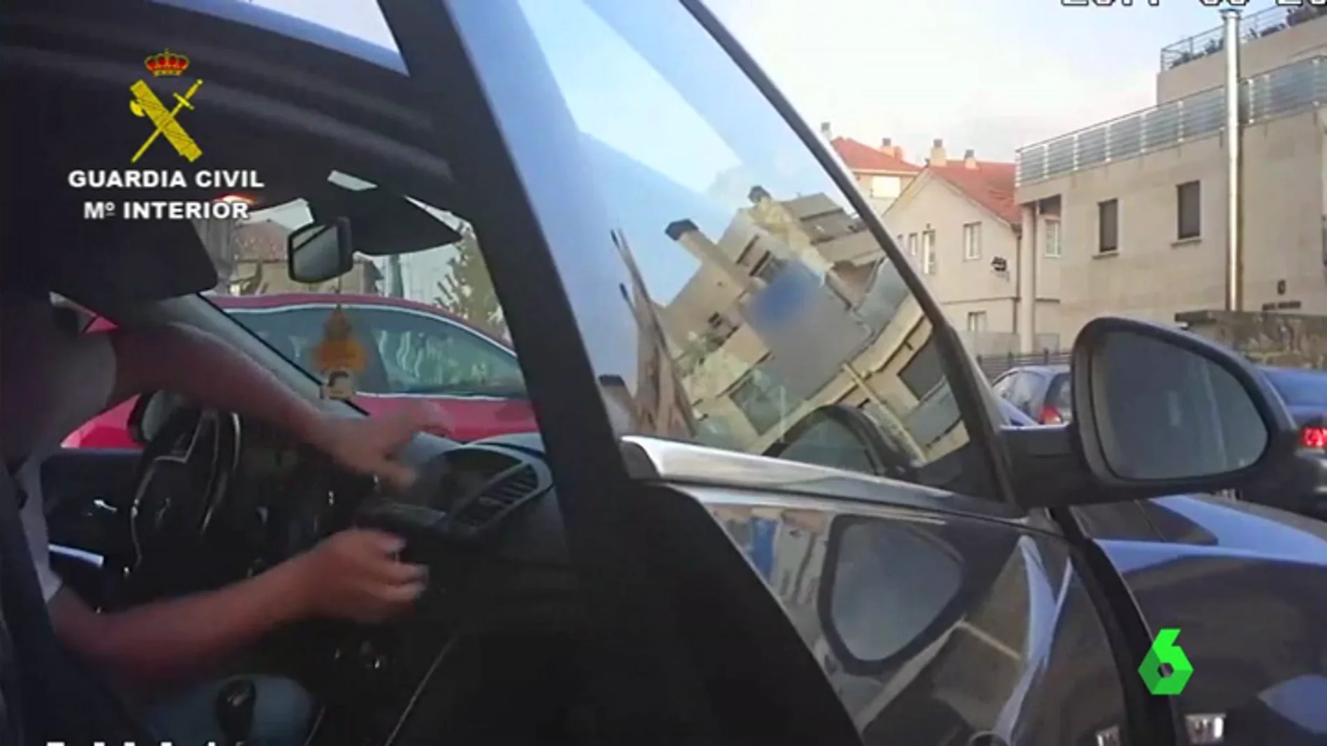 Una cámara oculta de la Guardia Civil graba el escondite de droga de unos presuntos narcos gallegos