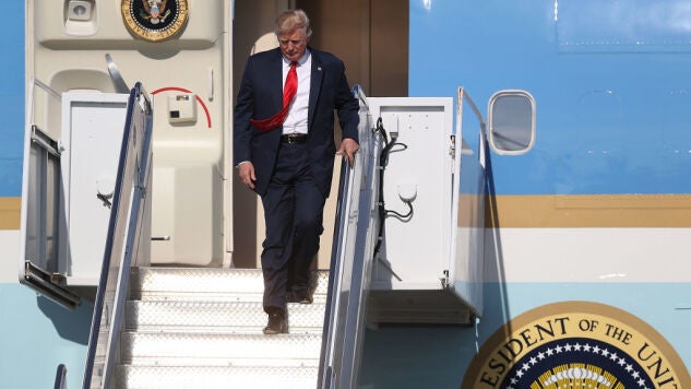 Donald Trump en el Air Force One