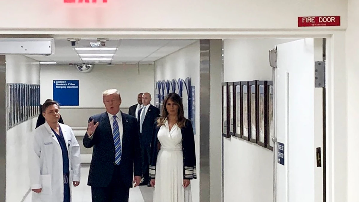 Donald Trump y Melania Trump en el hospital de Florida