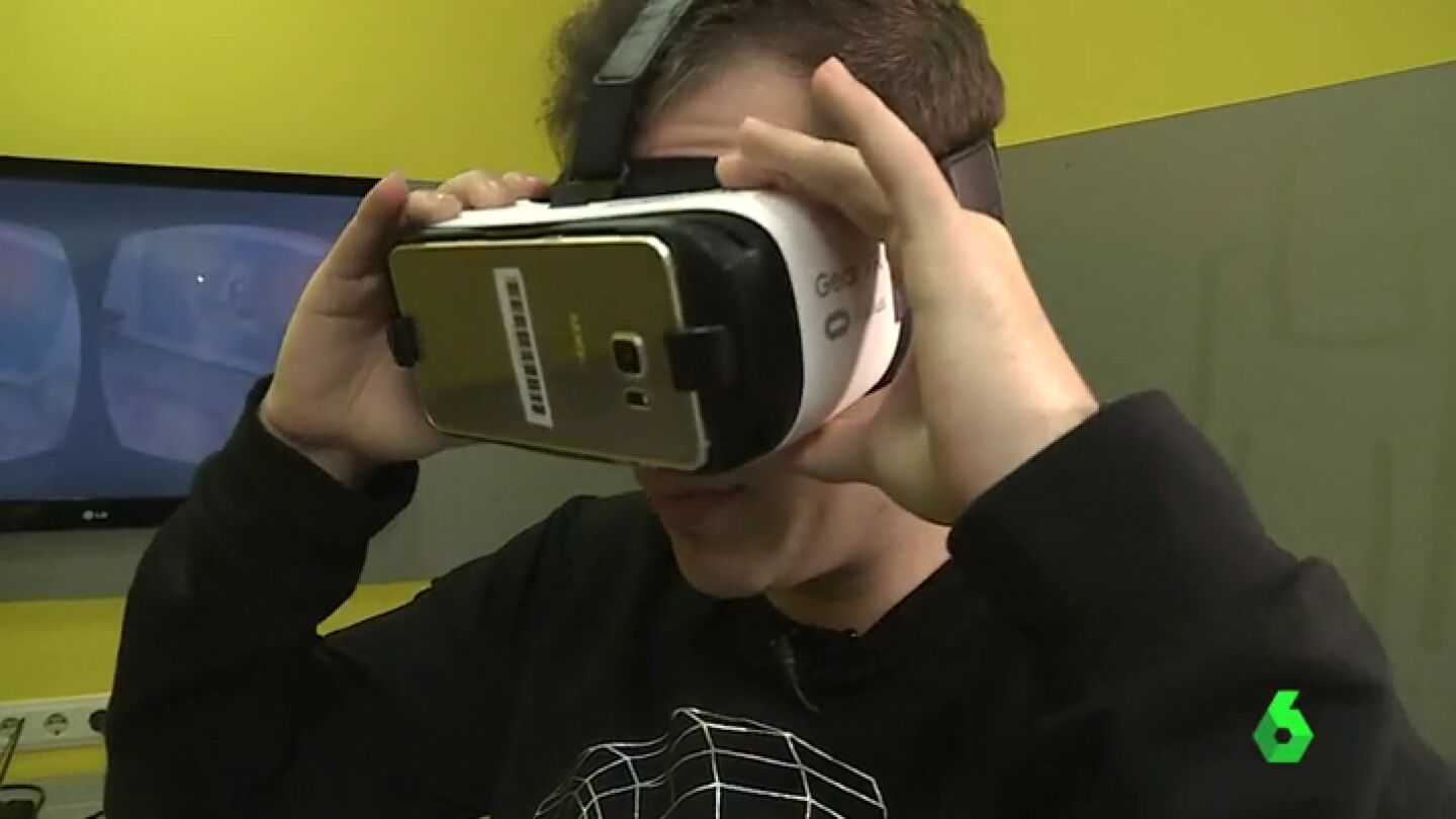  H&eacute;ctor Alcaine, estudiante con s&iacute;ndrome de Asperger