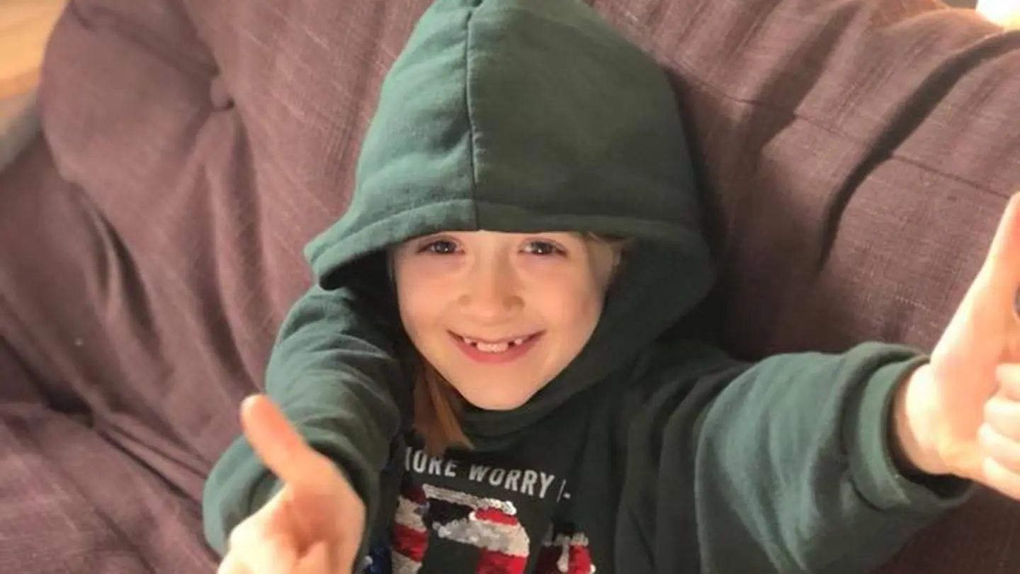 Eliza Bricht, la niña que ha escrito a Zara Eliza Bricht, la niña que ha escrito a Zara