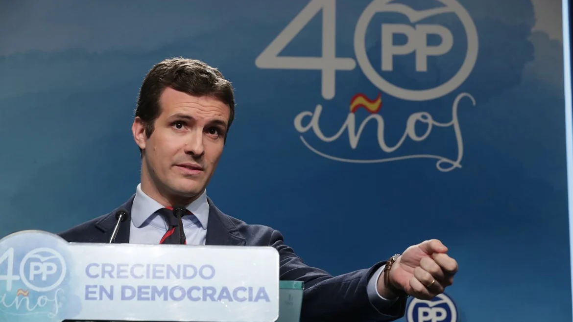 Pablo Casado en la sede del PP