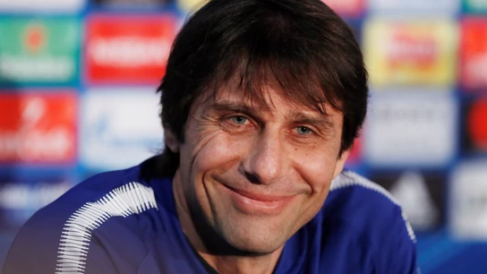 Conte, en rueda de prensa Conte, en rueda de prensa