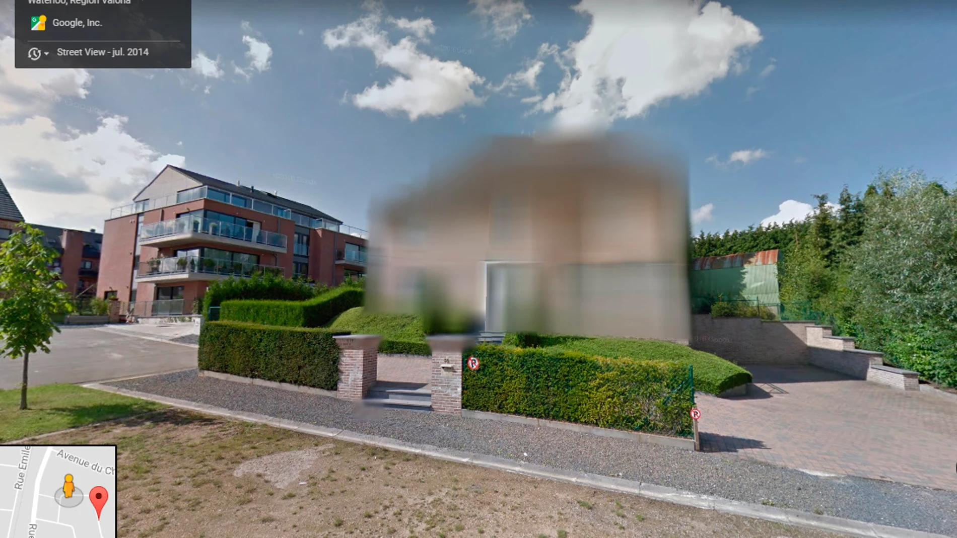 La casa alquilada por Puigdemont en Waterloo desaparece de Google Maps
