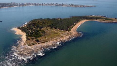 Isla Gorriti, un paraíso natural frente a la playa más famosa de América Latina 