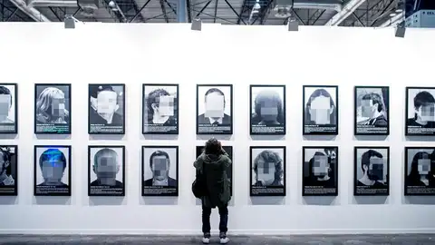 La obra 'Presos Políticos' expuesta en Arco Polémica obra de Arco