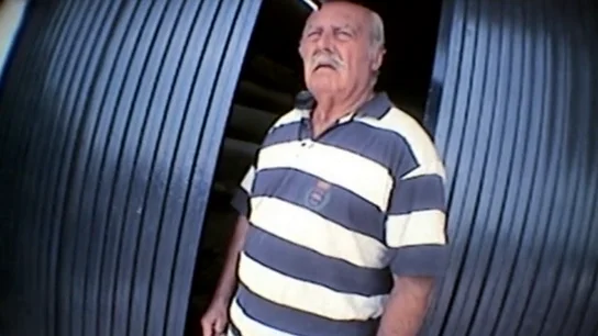 Tejero, un anciano que vive en la actualidad a caballo entre Madrid y Málaga Tejero, un anciano que vive en la actualidad a caballo entre Madrid y Málaga