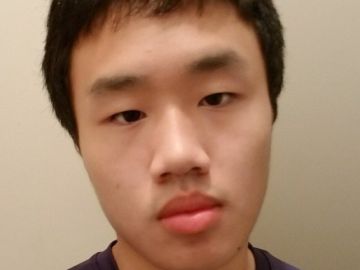 Alwin Chen llevó una pistola al colegio un día después del tiroteo en Florida Alwin Chen llevó una pistola al colegio un día después del tiroteo en Florida
