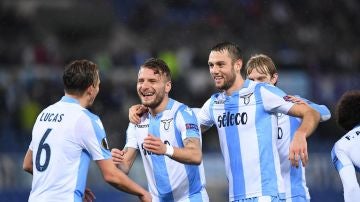 Los jugadores de la Lazio celebran su victoria