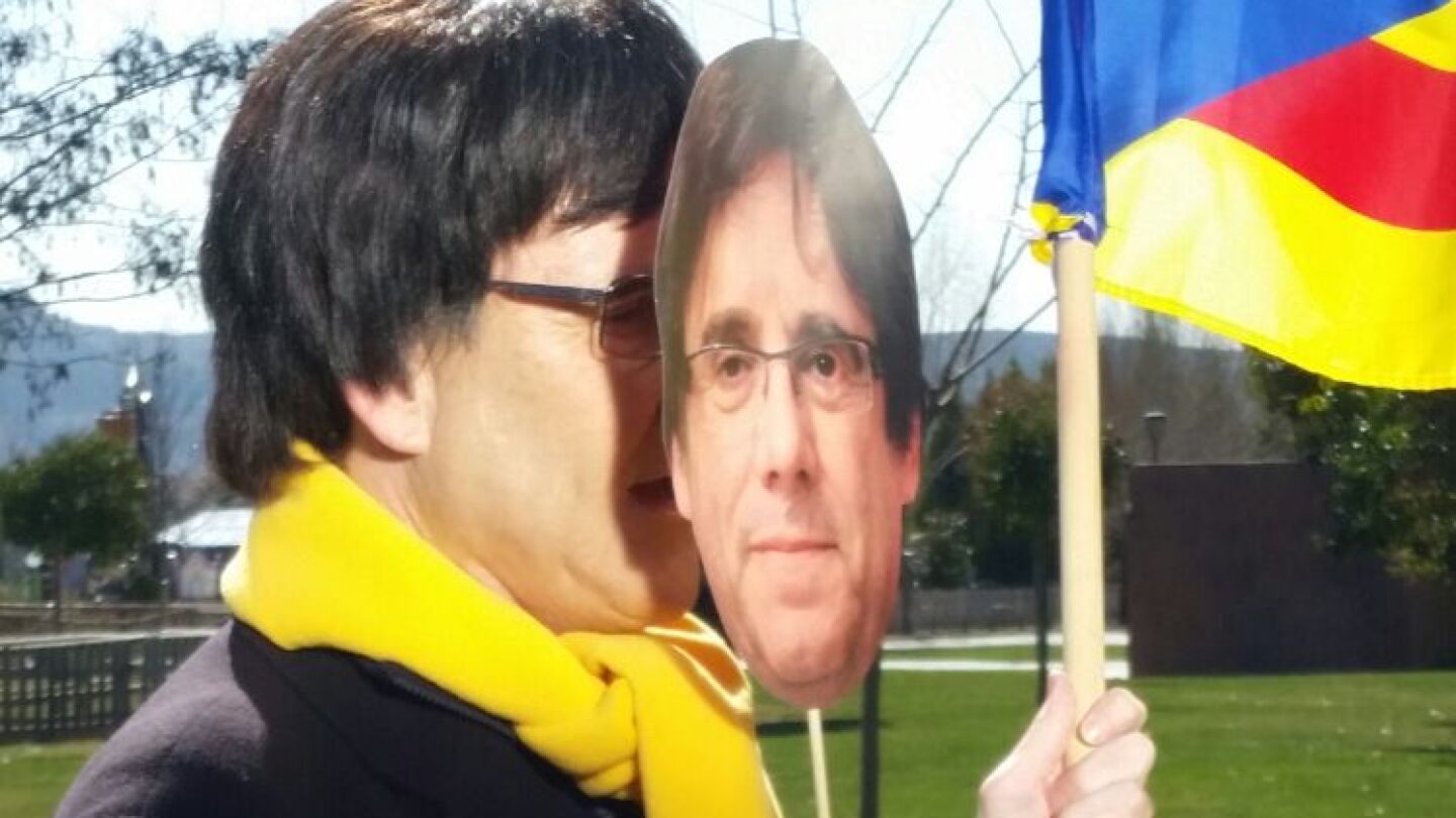 Joaqu&iacute;n Reyes, caracterizado de Carles Puigdemont