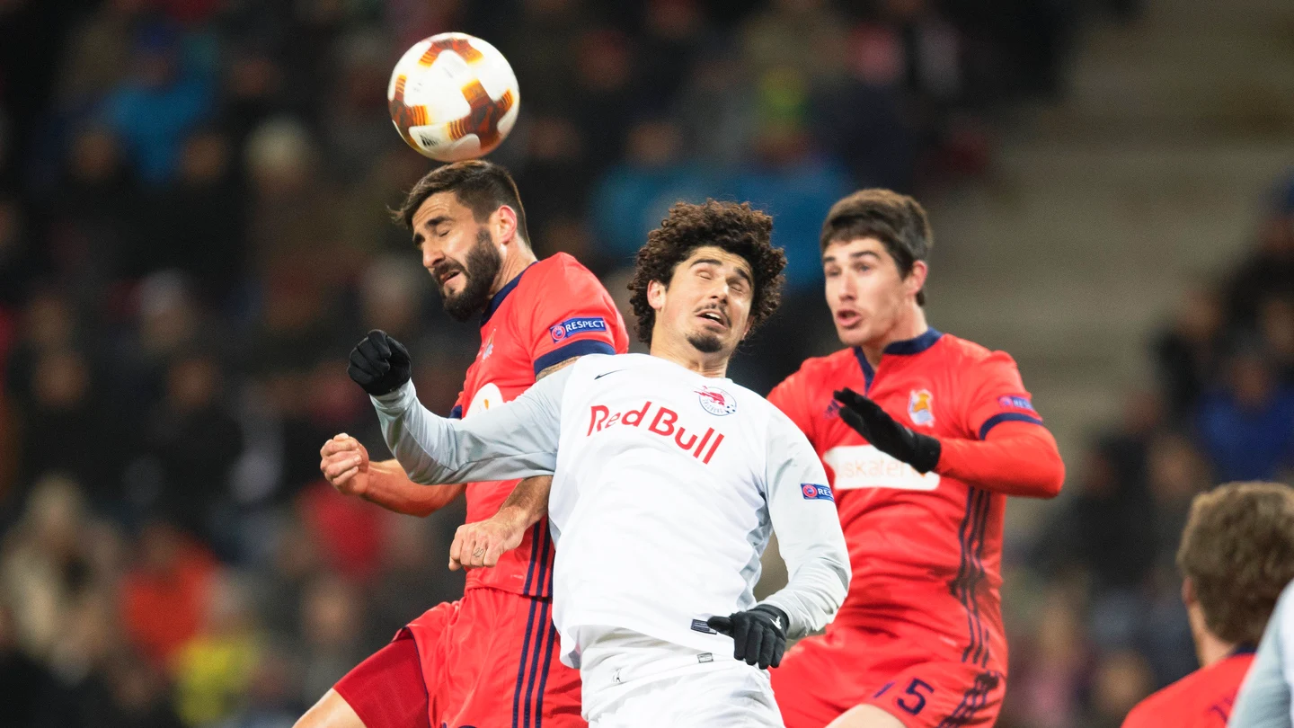 Momento del partido entre Salzburgo y Real Sociedad Momento del partido entre Salzburgo y Real Sociedad
