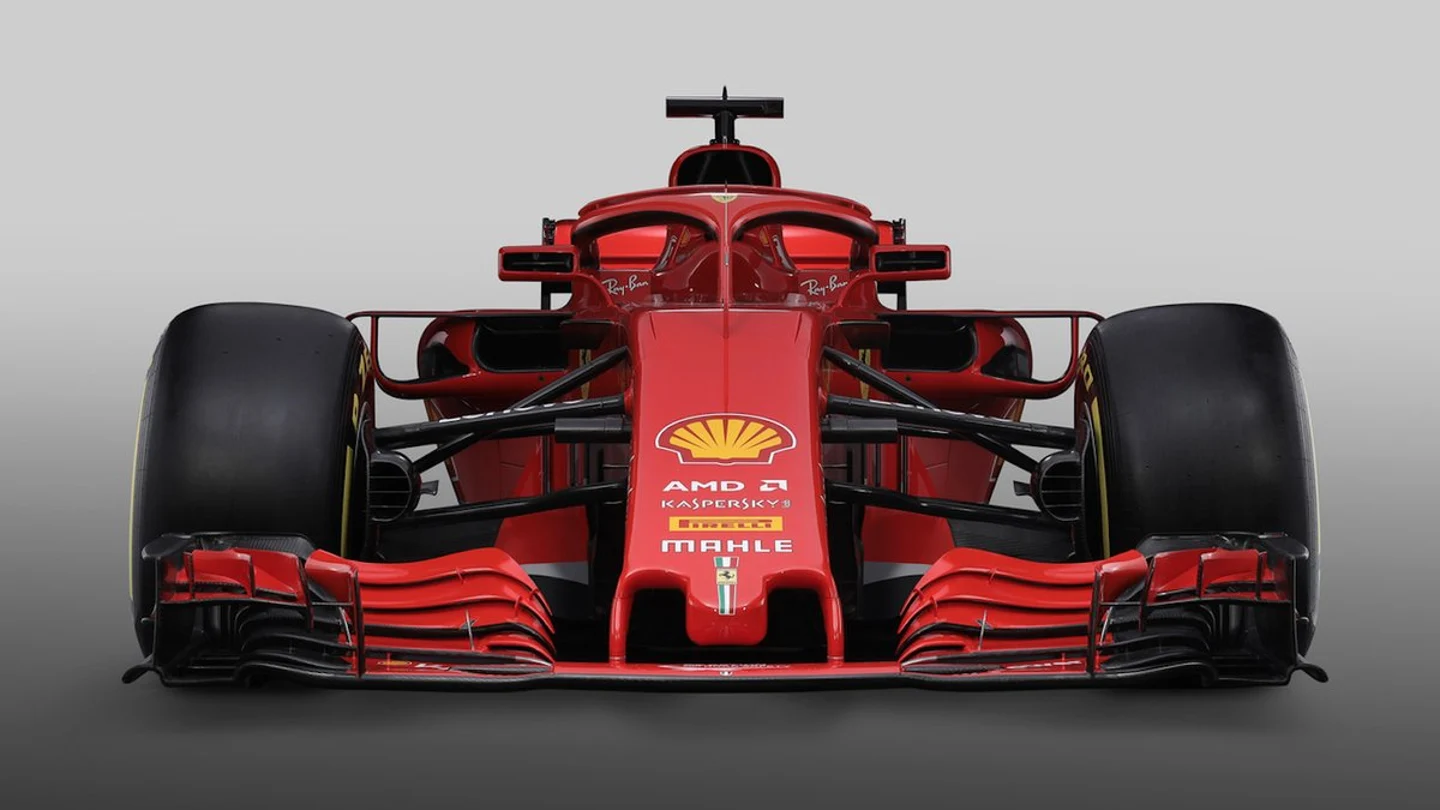 La vista frontal del nuevo Ferrari SF71H La vista frontal del nuevo Ferrari SF71H