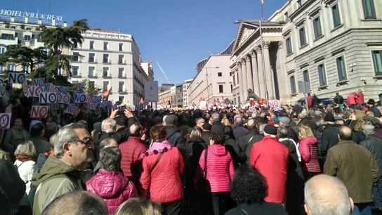 Manifestaciones en todas las capitales para defender unas pensiones dignas Manifestaciones en todas las capitales para defender unas pensiones dignas