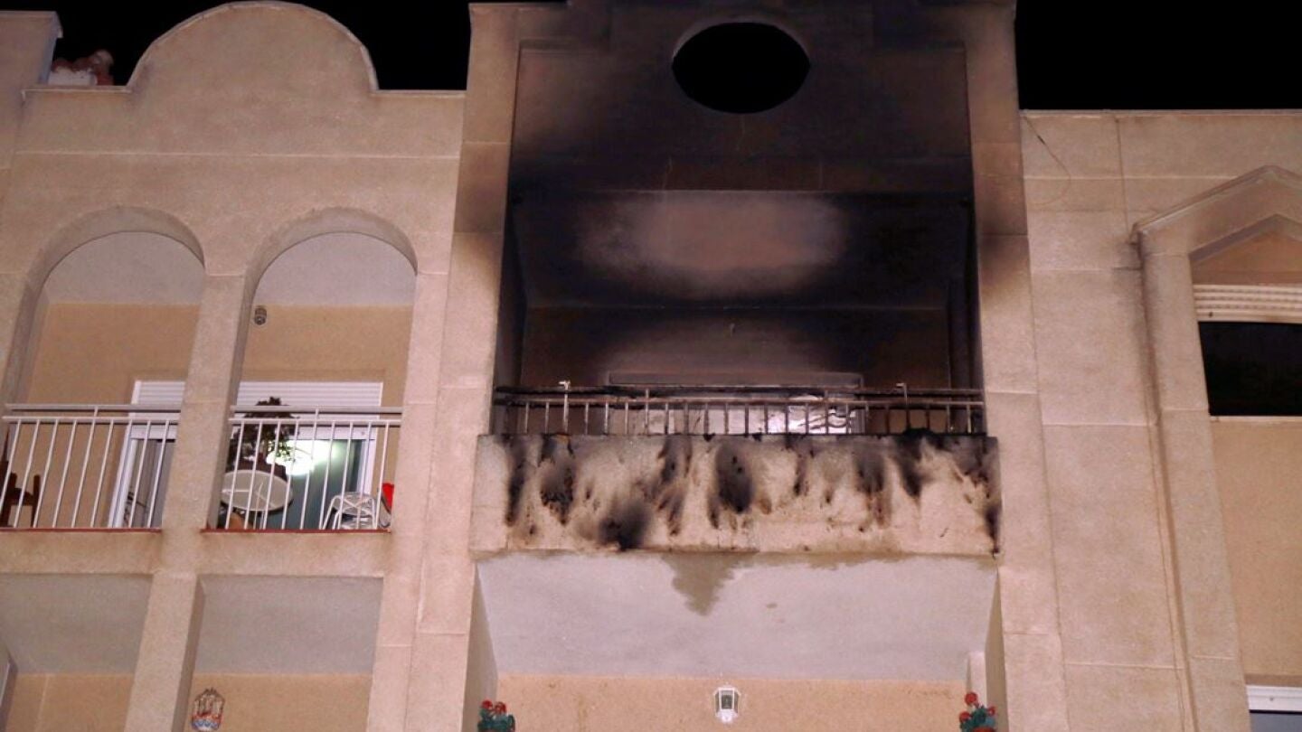 Casa incendiada en Albolote, Granada