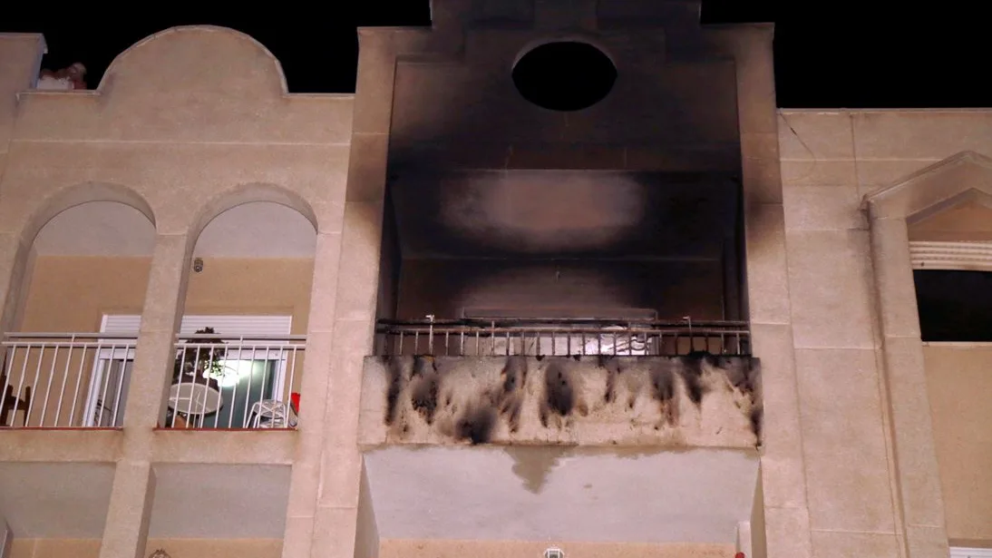 Casa incendiada en Albolote, Granada