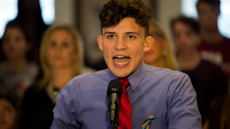 El español Alfonso Calderon, estudiante de la escuela secundaria Marjory Stoneman Douglas