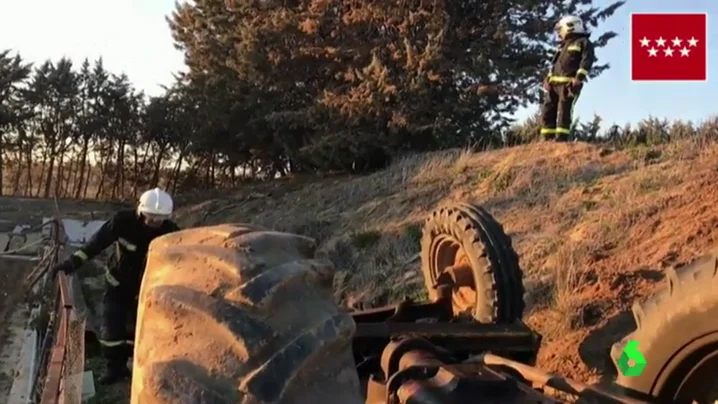 TRACTOR TRACTOR