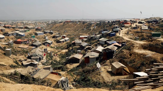 Vista general de uno de los campamentos para refugiados rohinyás Vista general de uno de los campamentos para refugiados rohinyás