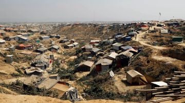 Vista general de uno de los campamentos para refugiados rohinyás