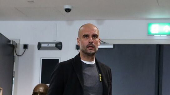 Guardiola antes de la final de la Copa de la Liga