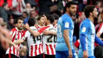 El Athletic celebra un gol