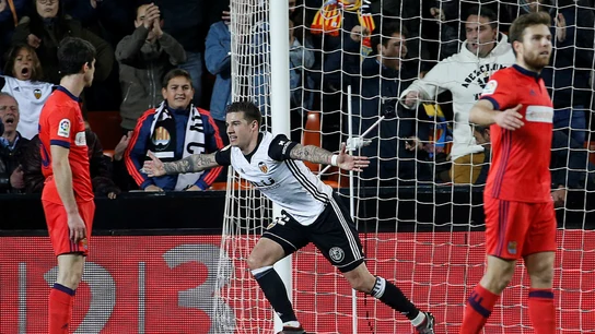 Santi Mina celebra un gol ante la Real Sociedad Santi Mina celebra un gol ante la Real Sociedad