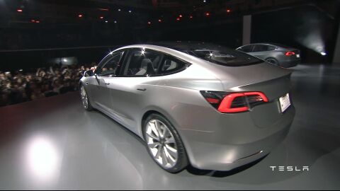 tesla-model-3-2016-03-mdm