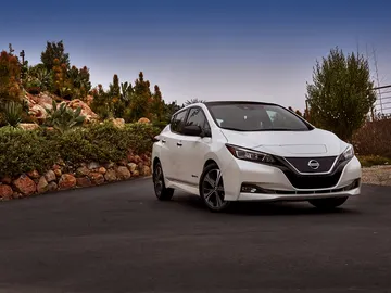 nissan-leaf-2018-0917-003.jpg nissan-leaf-2018-0917-003.jpg