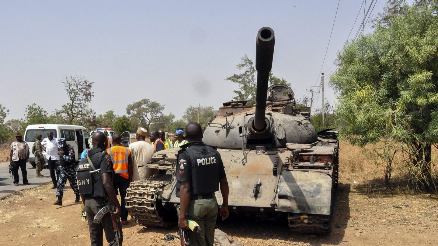 Tanque utilizado por miembros del grupo yihadista Boko Haram