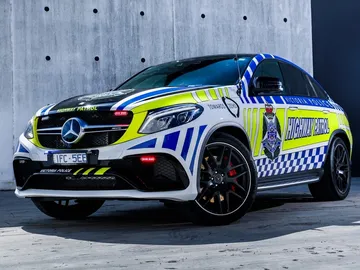 mercedes-amg-gle-coupe-policia-2016-01.jpg mercedes-amg-gle-coupe-policia-2016-01.jpg