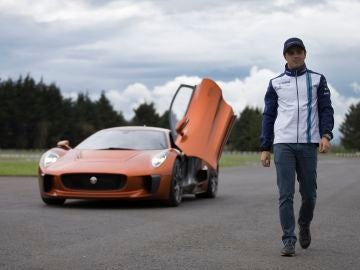 Jag_C-X75_Felipe_Massa_1115-00.jpg Jag_C-X75_Felipe_Massa_1115-00.jpg