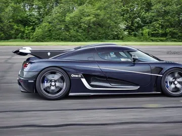 koenigsegg-one-1-vmax-record-2016-00.jpg koenigsegg-one-1-vmax-record-2016-00.jpg