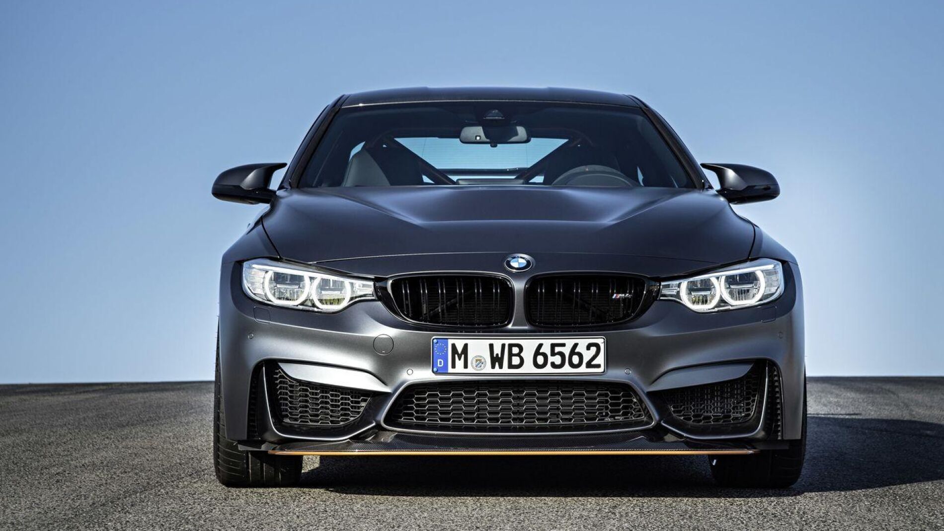 bmw-m4-gts-2016-6.jpg